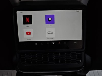 صورة مصغرة 32 لـ 2025 Tesla MODEL Y