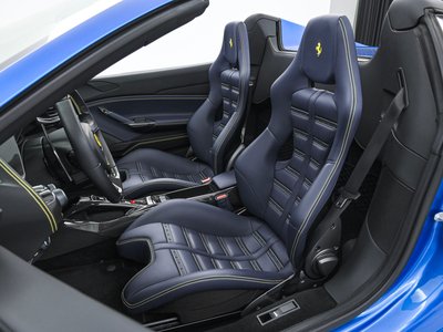 صورة مصغرة 16 لـ 2016 Ferrari 488 SPIDER