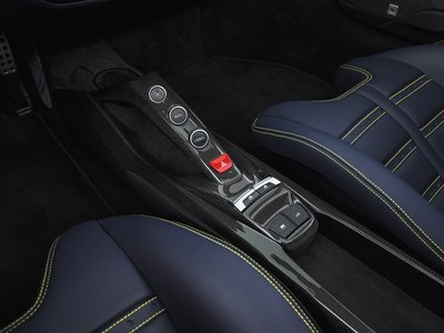 صورة مصغرة 21 لـ 2016 Ferrari 488 SPIDER