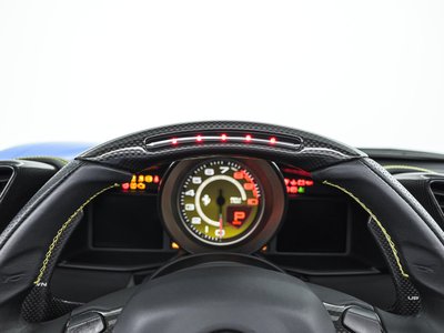 صورة مصغرة 15 لـ 2016 Ferrari 488 SPIDER