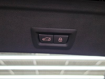 2025 BMW X6 缩略图 20