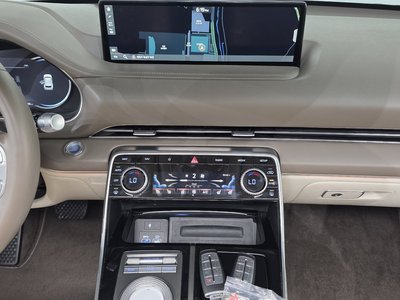 2022 Genesis GV80 thumbnail 14