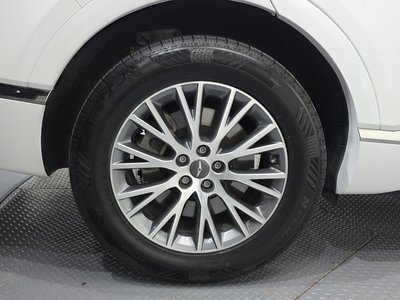 2022 Genesis GV80 photo 6