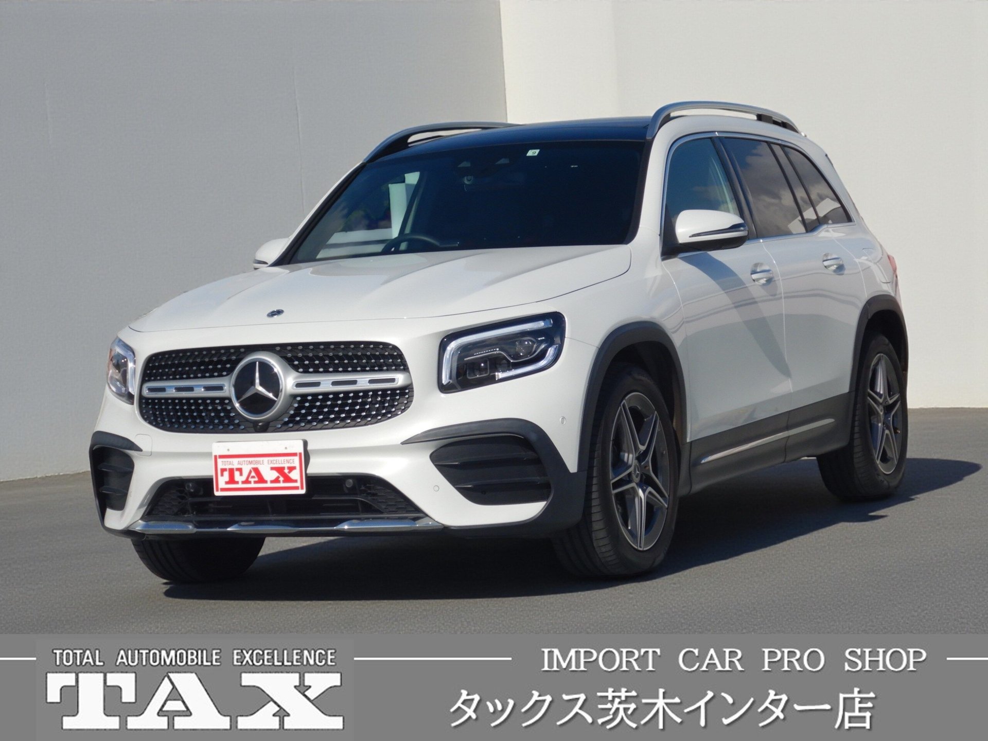 MERCEDES-BENZ GLB - View 1