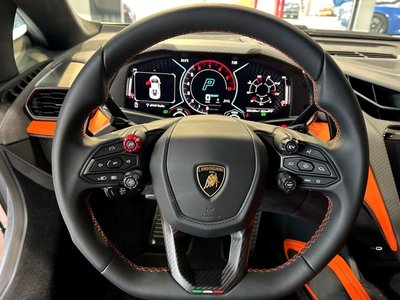 2025 Lamborghini REVUELTO 缩略图 22