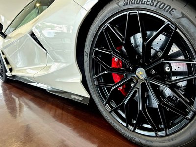 2025 Lamborghini REVUELTO 缩略图 11