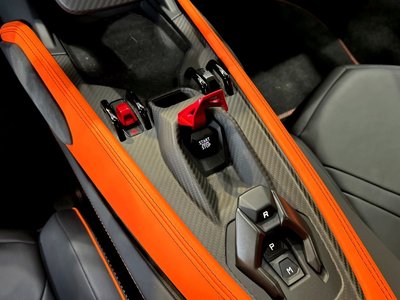 2025 Lamborghini REVUELTO 缩略图 19