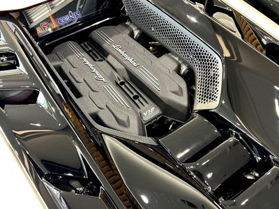 2025 Lamborghini REVUELTO 缩略图 13