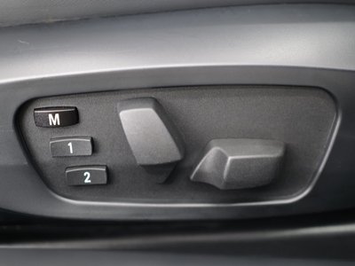 2011 BMW M3 SEDAN — миниатюра 12