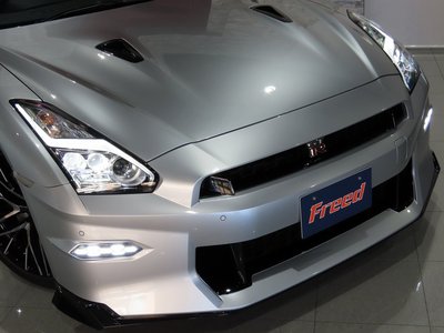 NISSAN GT-R - 5