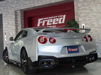 NISSAN GT-R - 6