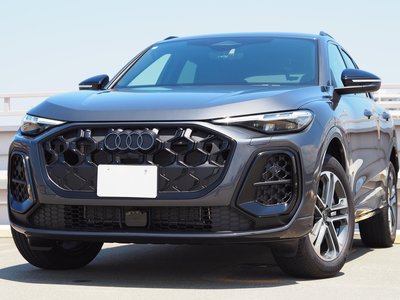 2025 AUDI Q5 photo 1