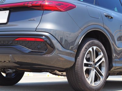 2025 AUDI Q5 — миниатюра 12