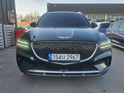 2021 GENESIS GV70 photo 2