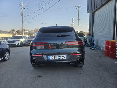 2021 GENESIS GV70 photo 3