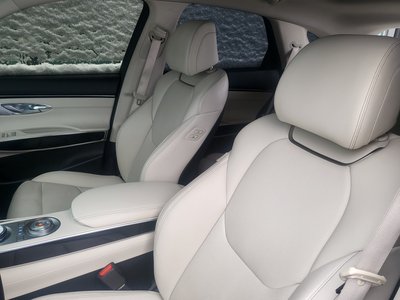 2021 GENESIS GV70 photo 4