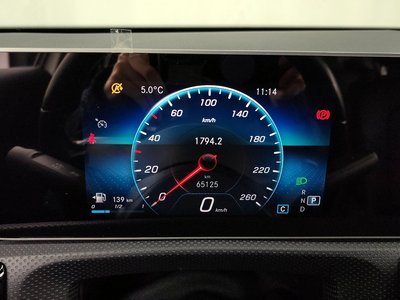 MERCEDES-BENZ A-CLASS - 8