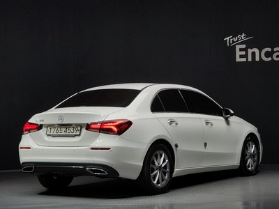 MERCEDES-BENZ A-CLASS - 4