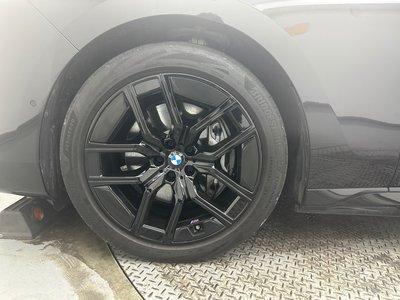 BMW I7 - 6