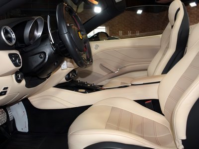 صورة مصغرة 13 لـ 2014 Ferrari CALIFORNIA T