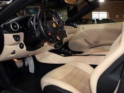 صورة مصغرة 42 لـ 2014 Ferrari CALIFORNIA T
