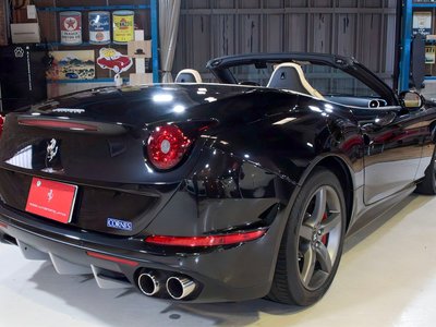 صورة مصغرة 24 لـ 2014 Ferrari CALIFORNIA T