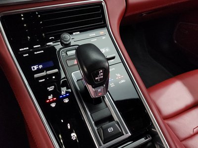 PORSCHE PANAMERA - 9