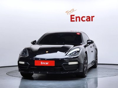 PORSCHE PANAMERA - 2