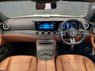 2022 Mercedes-BENZ E-CLASS — фото 4