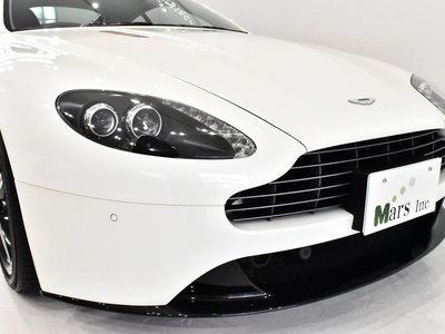 2017 Aston Martin V8 照片 11
