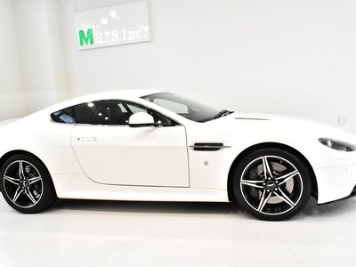 2017 Aston Martin V8 照片 13