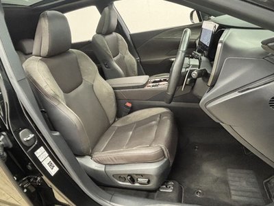 صورة مصغرة 60 لـ 2023 Lexus RX