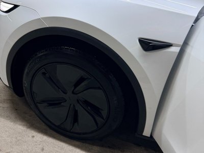 2025 Tesla MODEL Y — миниатюра 11