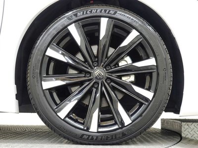 TOYOTA CROWN CROSSOVER - 4