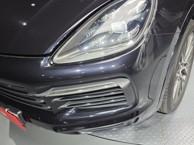 PORSCHE CAYENNE - 9