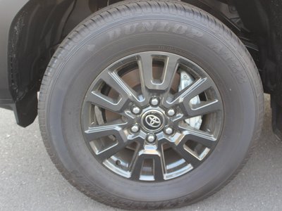 TOYOTA LAND CRUISER 250 - 9