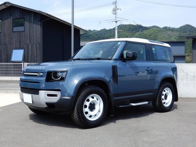 LAND ROVER DEFENDER - 3