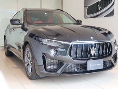 2021 Maserati LEVANTE photo 6