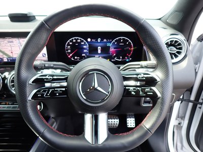 2024 Mercedes-BENZ GLB 缩略图 13