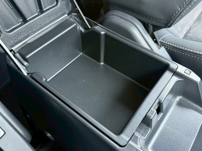 صورة مصغرة 32 لـ 2024 Toyota LAND CRUISER 70