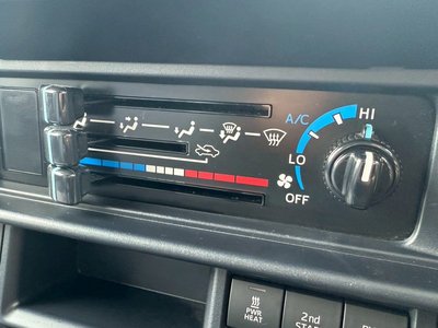 صورة مصغرة 23 لـ 2024 Toyota LAND CRUISER 70