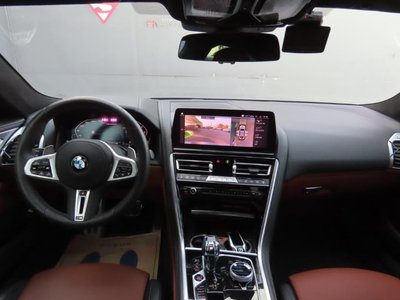 BMW 8 SERIES - 8
