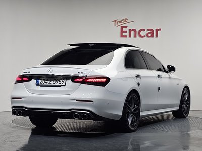 MERCEDES-BENZ E-CLASS - 3