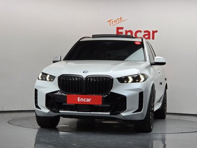 صورة 2 لـ 2025 BMW X5