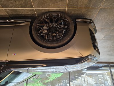 BMW I7 - 6
