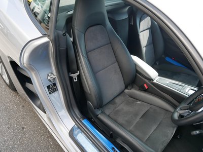 صورة مصغرة 32 لـ 2019 Porsche 718