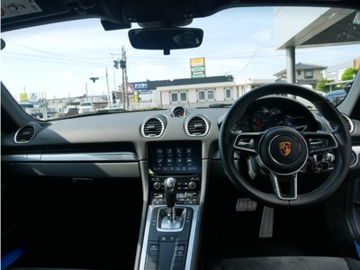 صورة 4 لـ 2019 Porsche 718