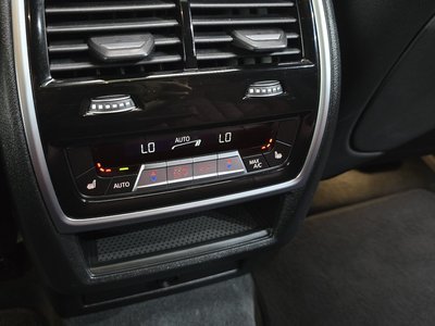 2021 BMW X6 缩略图 30