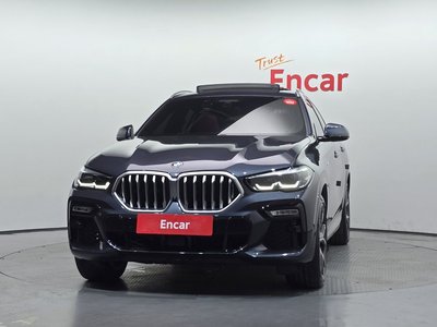 2021 BMW X6 — фото 2