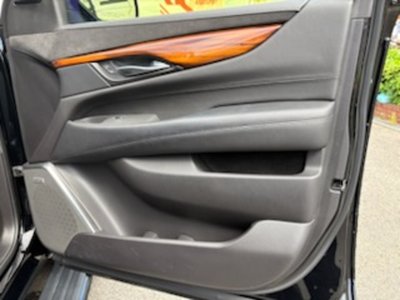 2014 Cadillac ESCALADE 缩略图 65